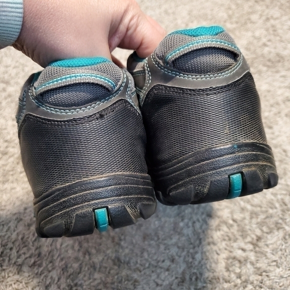 𝅺KEEN Outdoor Hiking Shoes - Picture 11 of 12